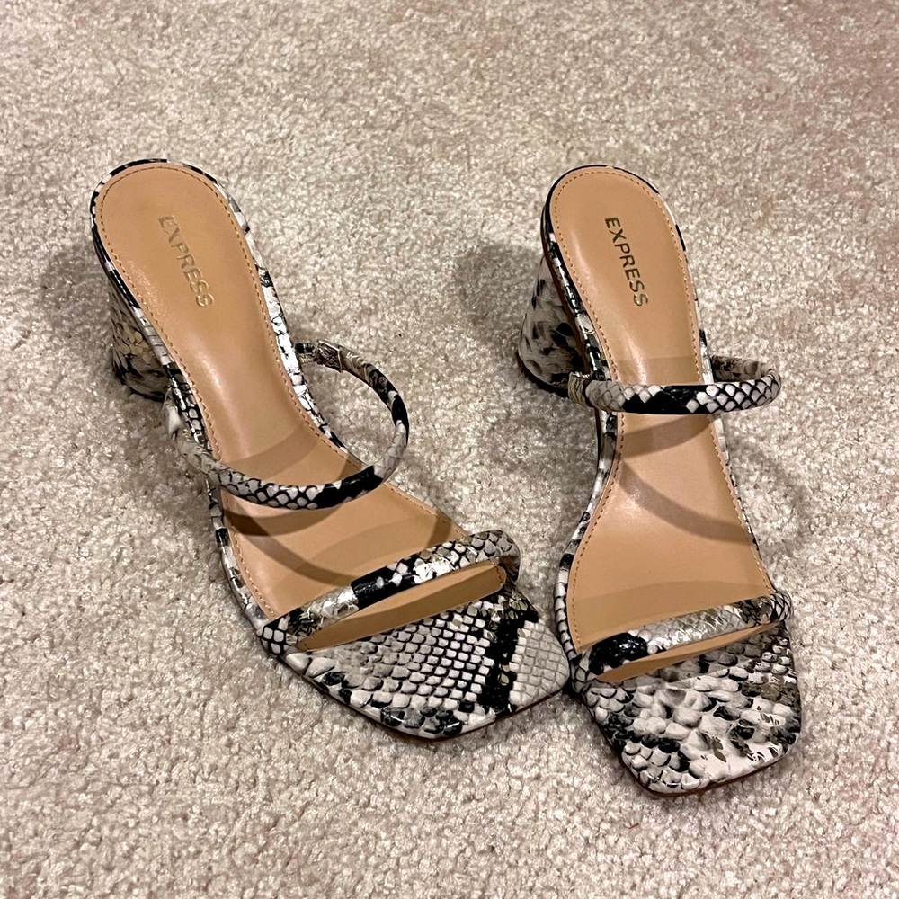 Brand New 🐍 EXPRESS Heels